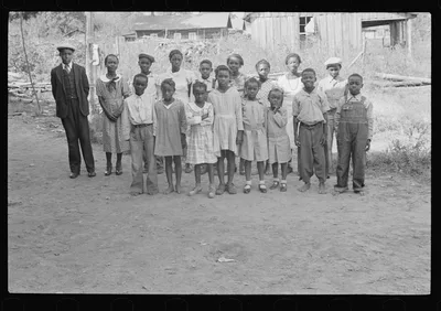 Colored children of sharecroppers, Little Rock, Arkansas, 1935