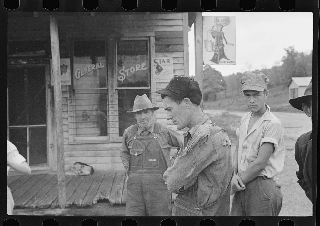 Zinc, Arkansas, deserted mining town, 1935