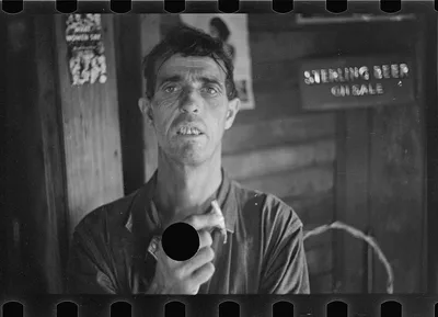 [Untitled photo, possibly related to: Arkansas tenant farmer], 1935