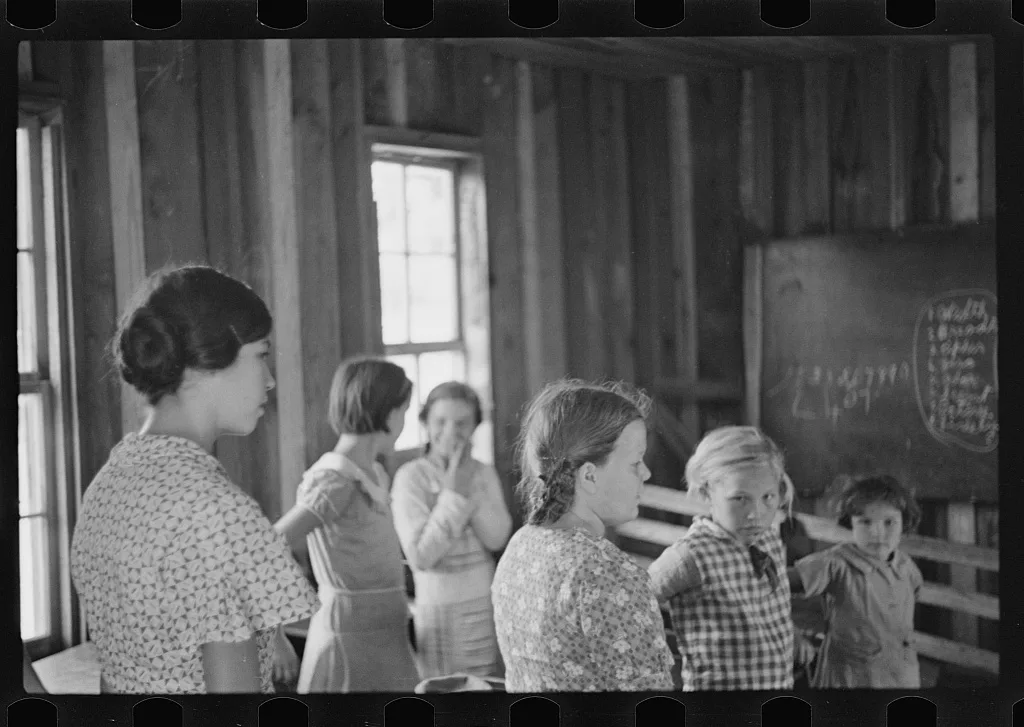 [Untitled photo, possibly related to: Interior of Ozark school,…, Arkansas, 1935