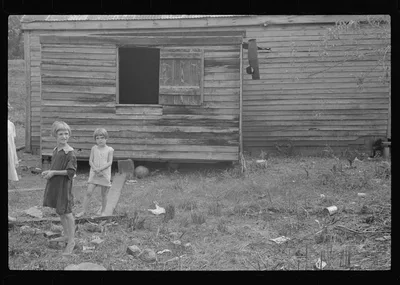 [Untitled photo, possibly related to: Trische family, Plaquemines…, Louisiana, 1935