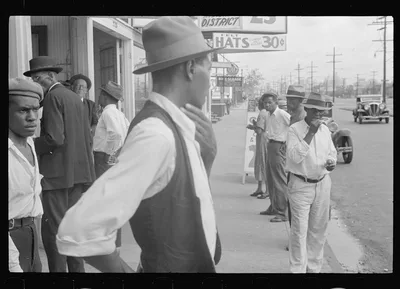 [Untitled photo, possibly related to: Applicants waiting for jobs in…, Louisiana, 1935