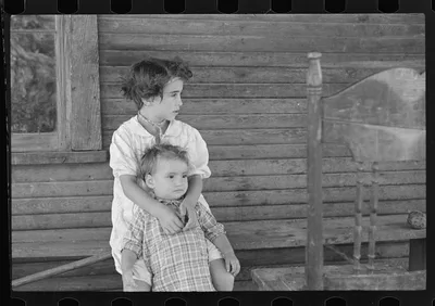 Children of unemployed trapper, Plaquemines Parish, Louisiana, 1935