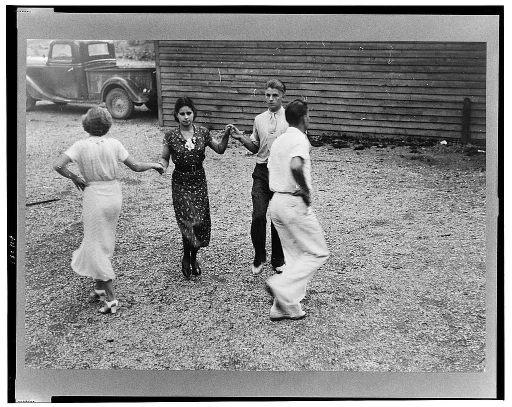 Dancers taught by Leonard Kirk, Cumberland Homesteads, Crossville,…, Tennessee, 1937