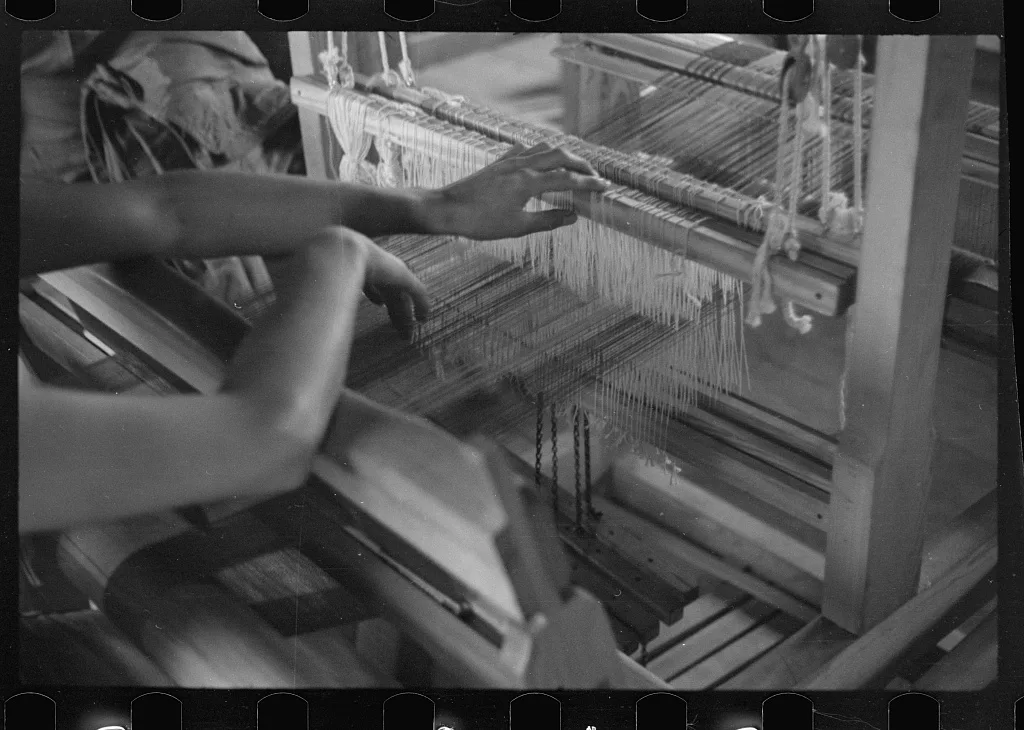 Weaving at Red House, West Virginia, 1937