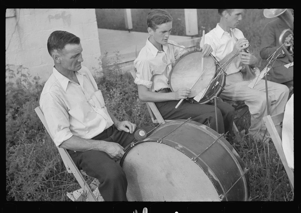 [Untitled photo, possibly related to: Band rehearsal, Red House, West…, West Virginia, 1937