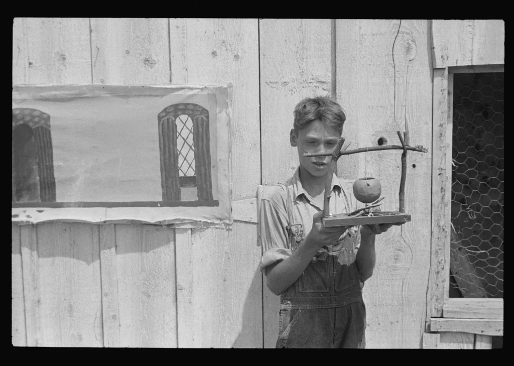 [Untitled photo, possibly related to: Puppeteers, Red House, West…, West Virginia, 1937