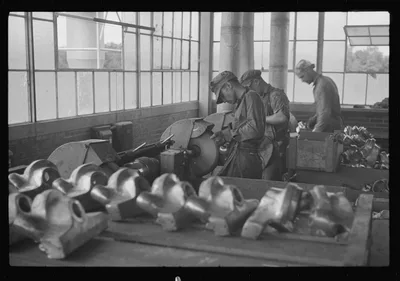 [Untitled photo, possibly related to: Metal shop, Arthurdale, West…, West Virginia, 1937
