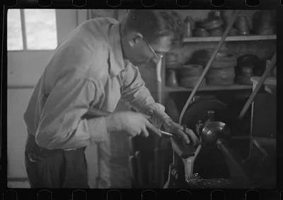 [Untitled photo, possibly related to: Metal shop, Arthurdale, West…, West Virginia, 1937