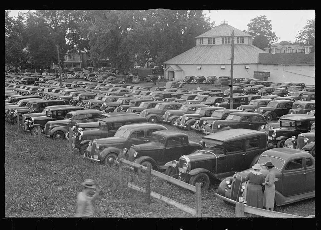 Cars parked near racetrack, Lancaster, Ohio, 1938
