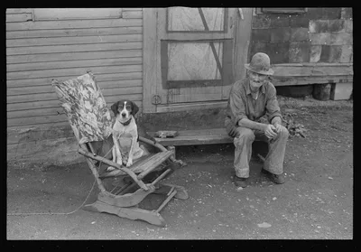 William A. Swift, once a farmer, now a resident of Circleville's…, Ohio, 1938
