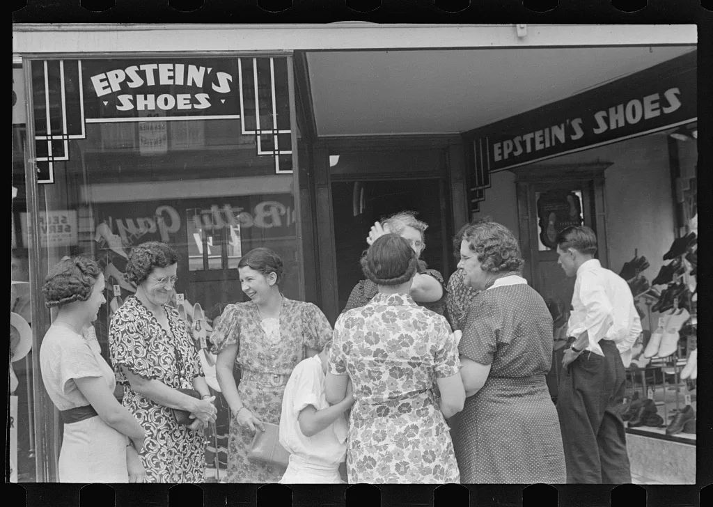Along main street, Lancaster, Ohio, 1938