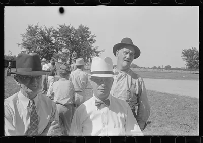 At the Ashville July 4th celebration, Ashville, Ohio (see general…, 1938
