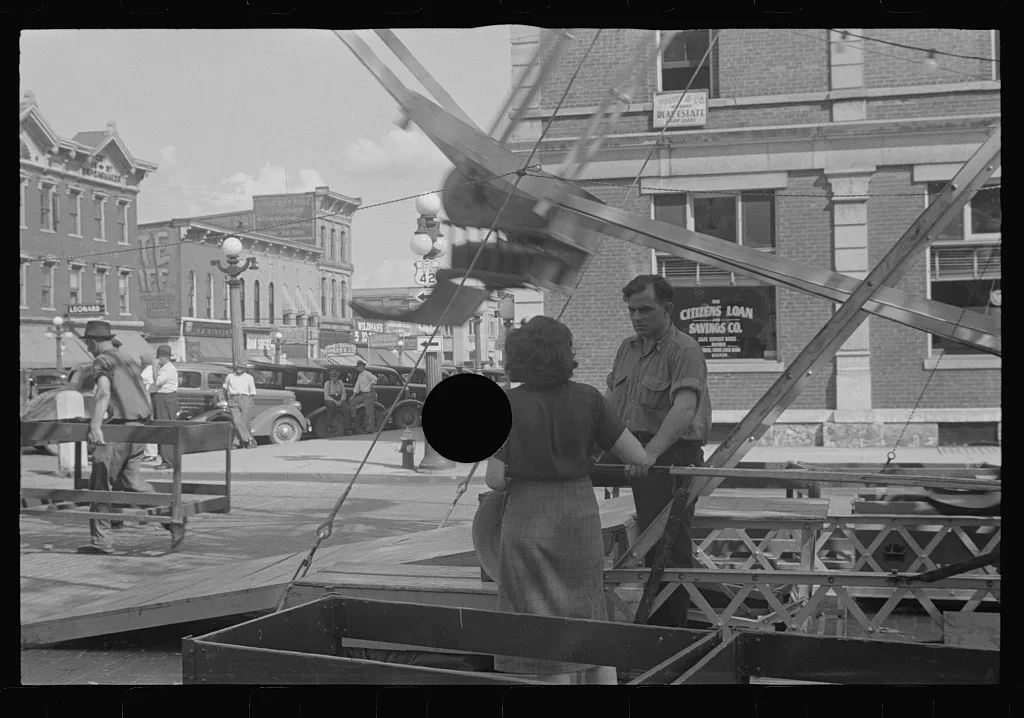 [Untitled photo, possibly related to: World War Veterans' homecoming…, Ohio, 1938