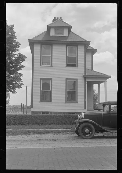 Hartman Farms. These are the homes the workmen live in. Near…, Ohio, 1938