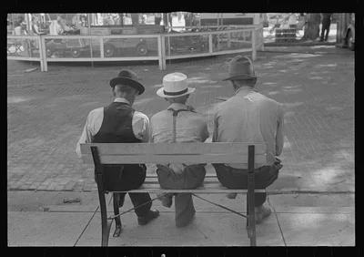Street scene. London, Ohio, 1938
