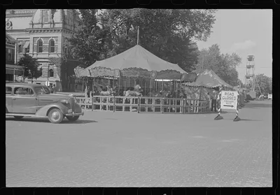 [Untitled photo, possibly related to: World War Veterans' homecoming…, Ohio, 1938