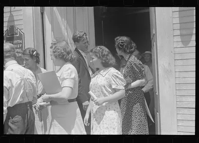 Leaving church, Linworth, Ohio, 1938