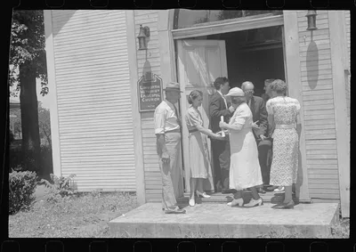 Leaving church, Linworth, Ohio, 1938