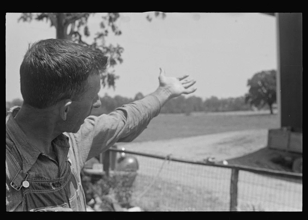 [Untitled photo, possibly related to: Mr. Virgil Thaxton, Ohio…, 1938