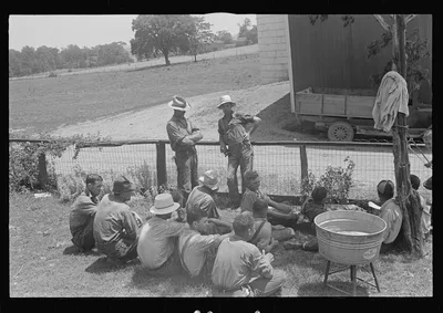 Part of threshing crew, waiting for "second table," central Ohio, 1938