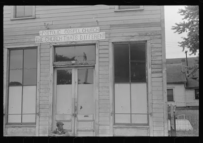 Saturday afternoon in London, Ohio, "the other side of the tracks", 1938