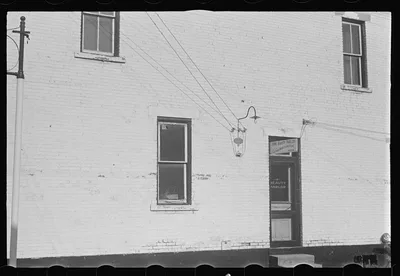 Beauty parlor, Plain City, Ohio, 1938