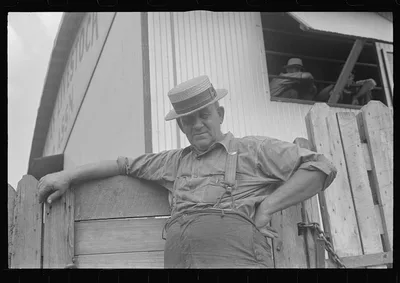 Man at auction at Pickaway Livestock Cooperative Association, central…, Ohio, 1938
