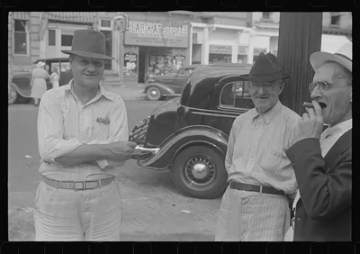 [Untitled photo, possibly related to: Saturday afternoon in London,…, Ohio, 1938