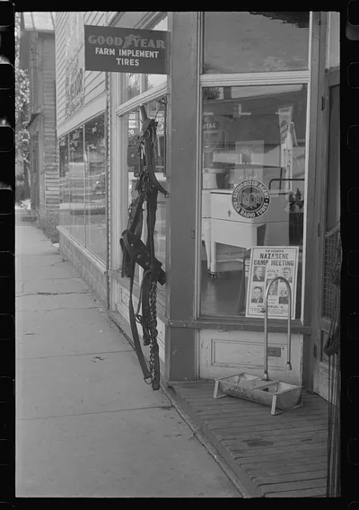 Store in Canal Winchester, Ohio, 1938