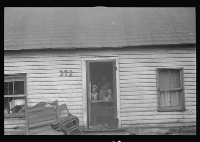 Dwellers in Circleville's "Hooverville," (see general caption), Ohio, 1938