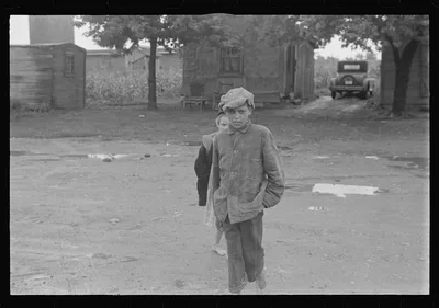 [Untitled photo, possibly related to: Dwellers in Circleville's…, Ohio, 1938