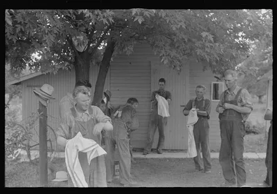 [Untitled photo, possibly related to: Washing up for dinner during…, Ohio, 1938
