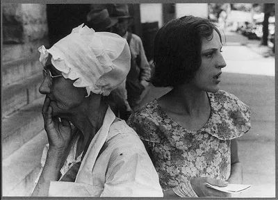 Waiting outside relief station, Urbana, Ohio, 1938