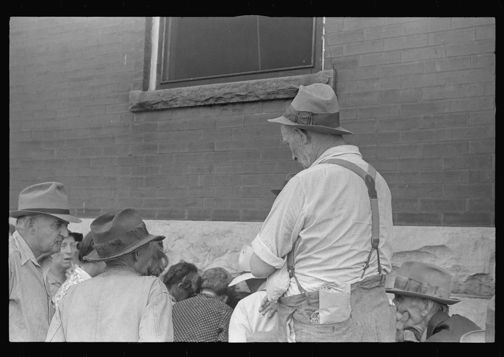 Waiting for relief, Urbana, Ohio, 1938