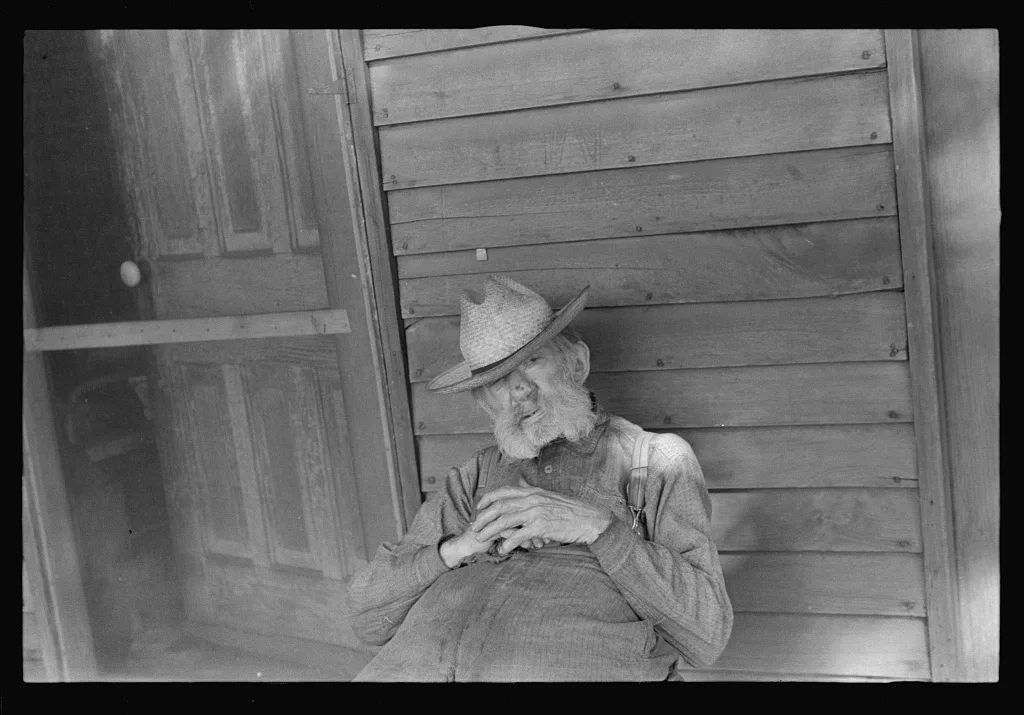 Circleville, Ohio's "Hooverville" (see general caption). Begins to…, 1938