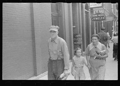 Family in Marysville, Ohio, 1938