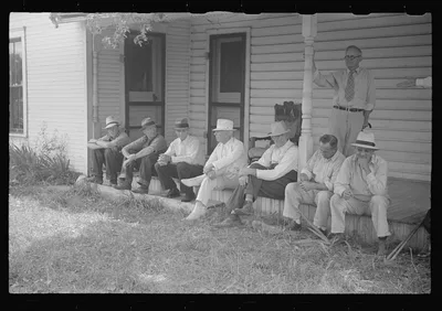 Spectators at farmland auction, New Carlisle [i.e. Marysville], Ohio, 1938