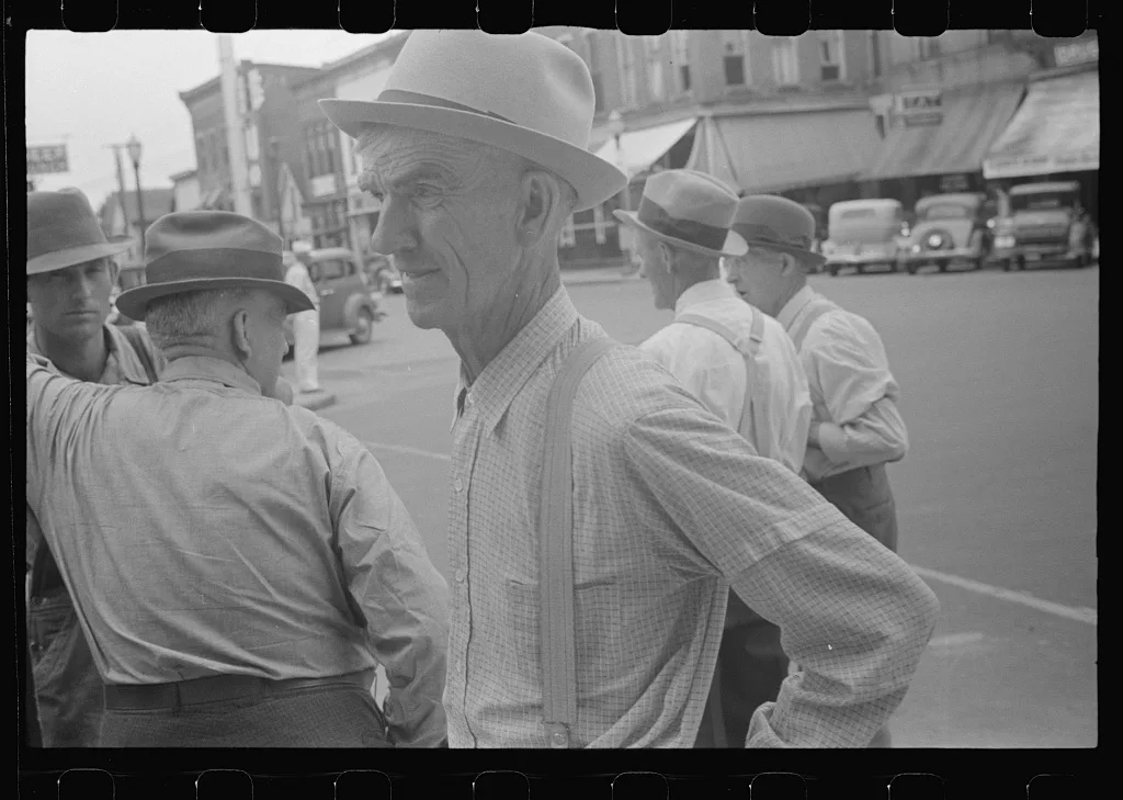 Street scene, Marysville, Ohio, 1938