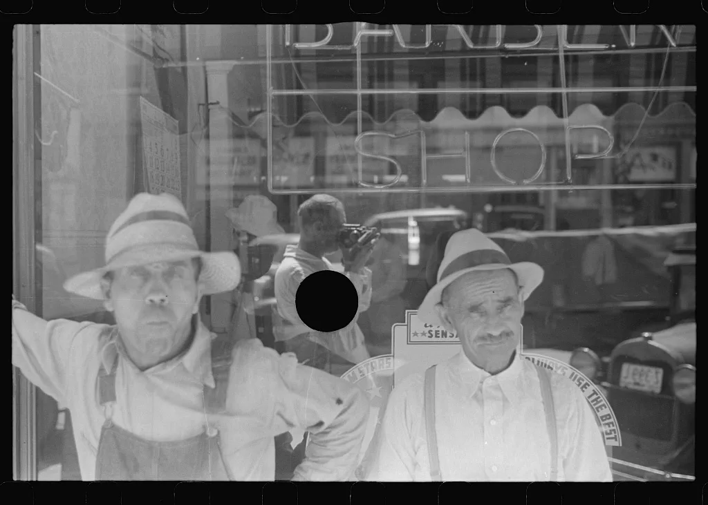 [Untitled photo, possibly related to: Street scene, Marysville, Ohio], 1938