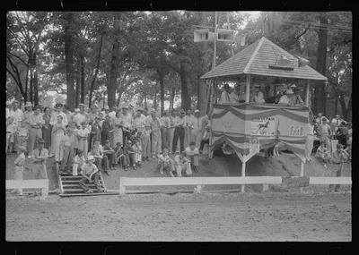 Spectators at county fair in central Ohio, 1938