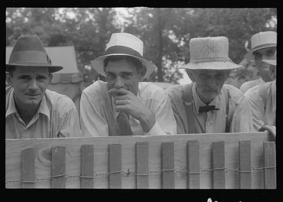 Spectators at county fair in central Ohio, 1938