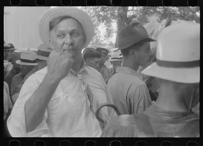 [Untitled photo, possibly related to: Public auction in central Ohio], 1938