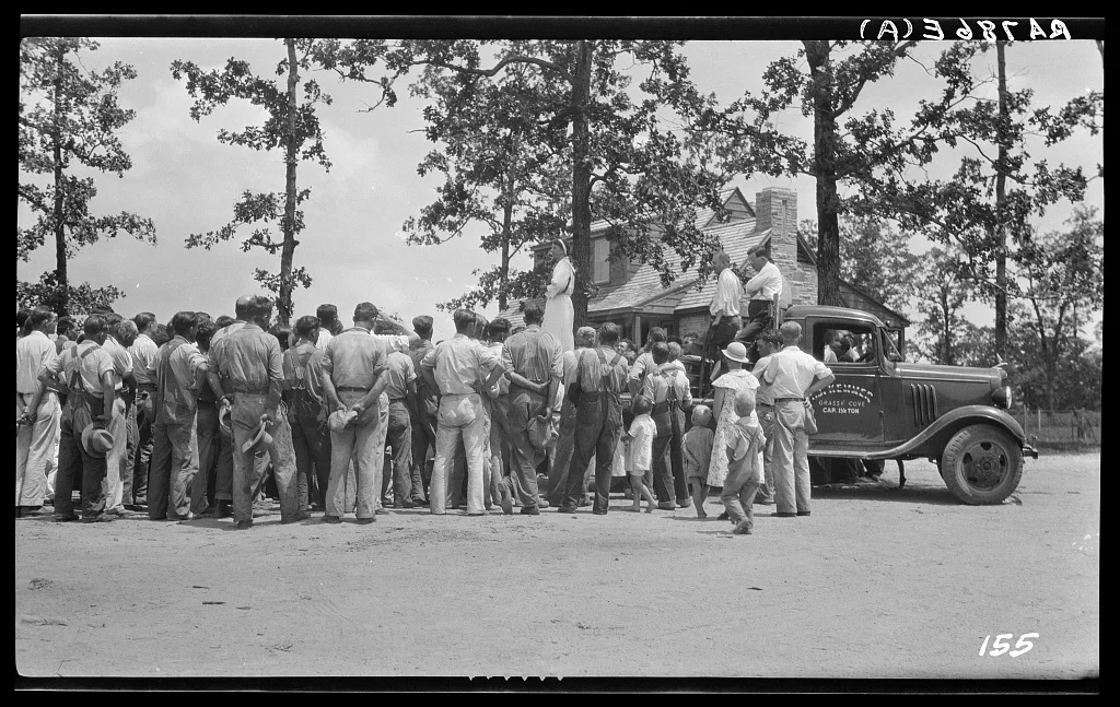 Mrs. Roosevelt addressing group at Cumberland Homesteads. Crossville,…, Tennessee, 1935